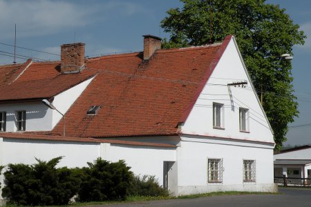 Farm Nové Sedlo - správa zemědělské farmy 450 Ha ve vlastnictví